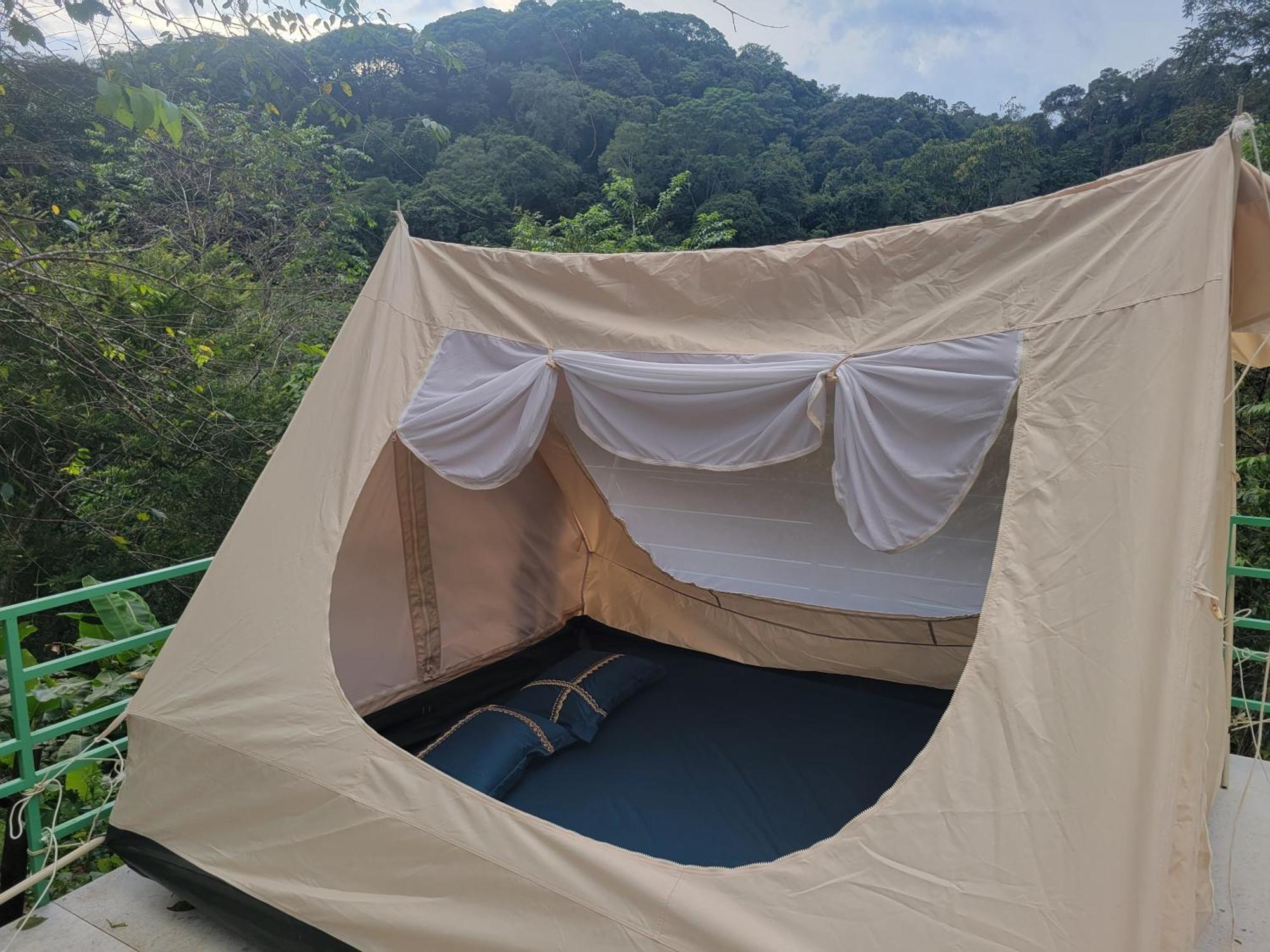 Leu Glamping Thac Pa Sy Hotel Kon Von Kla Exterior photo